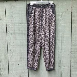 American eagle stretchy pants